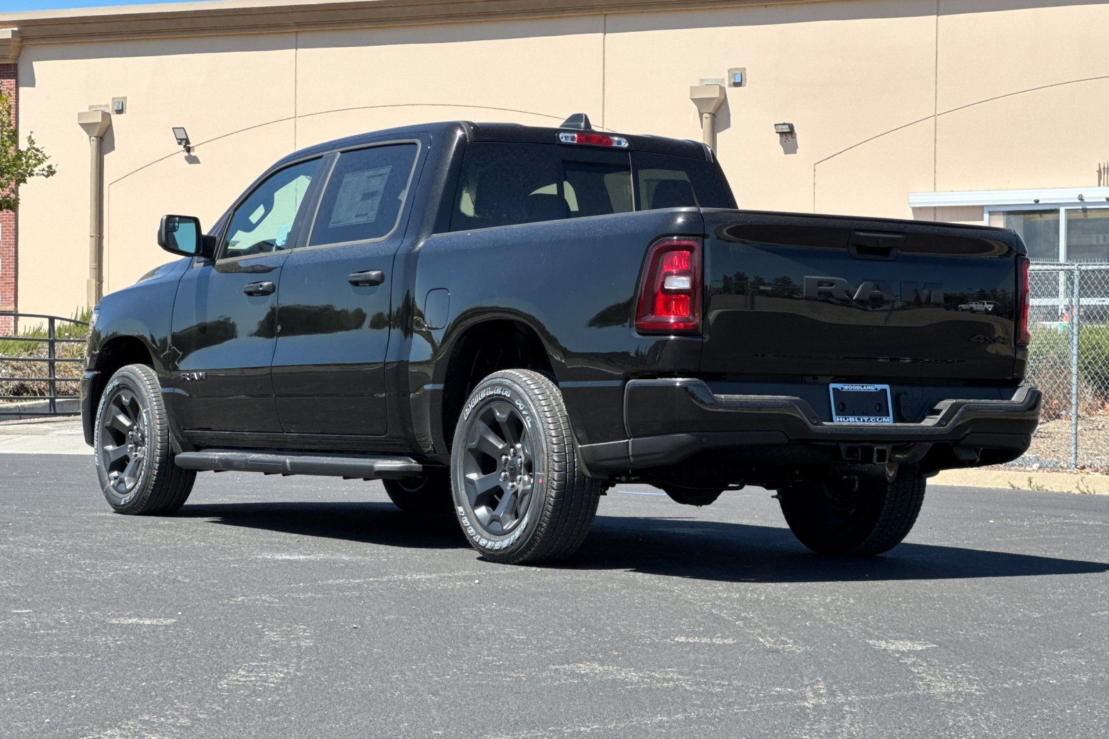 New 2026 RAM 1500 Express AWD/4WD image 5