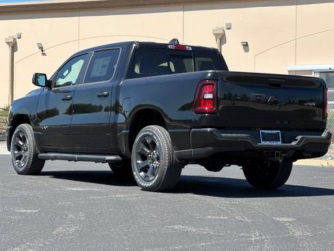 New 2026 RAM 1500 Express AWD/4WD image 5