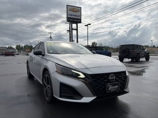Used 2023 Nissan Altima 2.5 SR w/ SR Premium Package AWD/4WD video 1