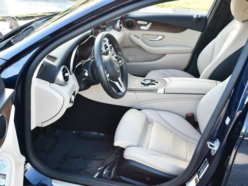Used 2019 Mercedes-Benz C 300 4MATIC Sedan image 15