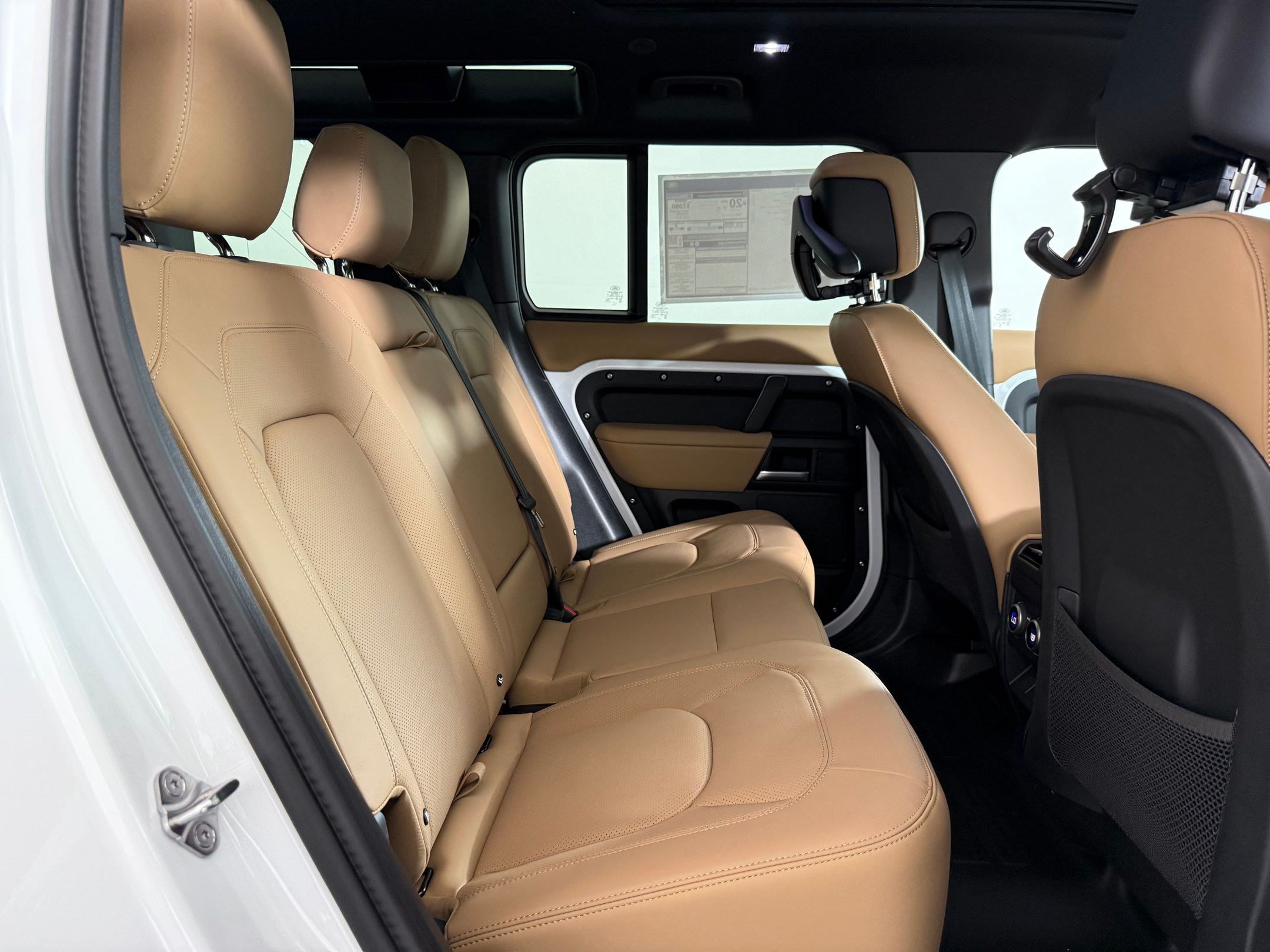 New 2026 Land Rover Defender 110 S AWD/4WD image 29