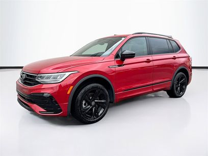 Certified 2024 Volkswagen Tiguan SE R-Line