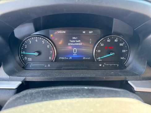 Used 2023 Ford Explorer XLT AWD/4WD image 21