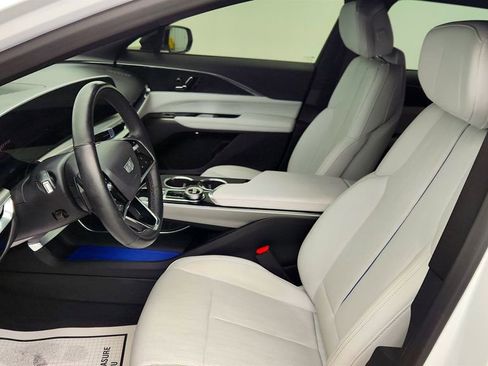 Used 2024 Cadillac Lyriq Sport image 19