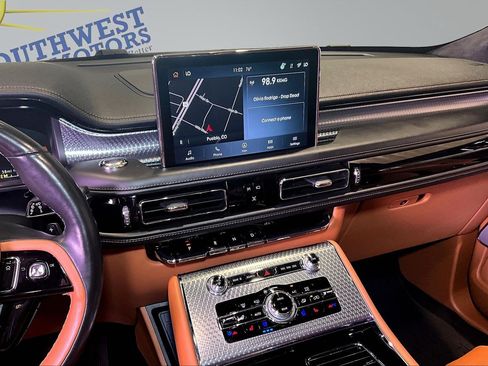 Used 2023 Lincoln Aviator Black Label w/ Jet Package AWD/4WD image 10