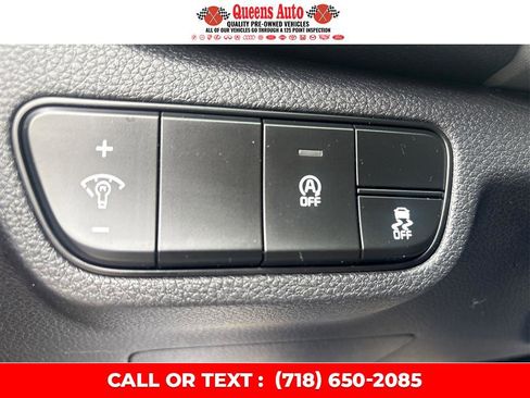 Used 2024 Kia Seltos LX AWD/4WD image 43