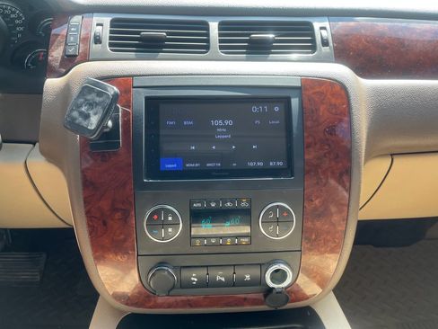 Used 2011 Chevrolet Silverado 1500 LTZ w/ Max Trailering Pack AWD/4WD image 16