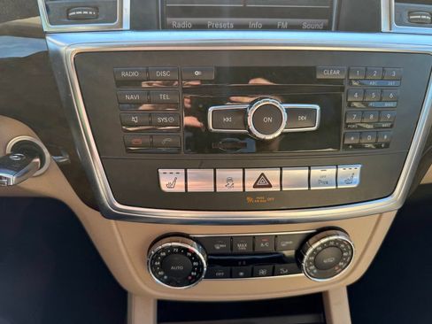 Used 2013 Mercedes-Benz GL 450 4MATIC image 15