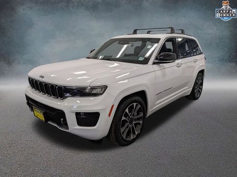 Used 2022 Jeep Grand Cherokee Overland w/ Luxury Tech Group IV AWD/4WD image 1