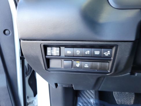 Used 2022 Toyota Tundra Platinum image 20