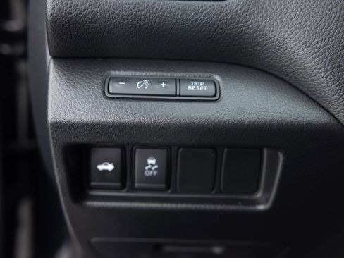 Used 2018 Nissan Altima 2.5 SV image 36