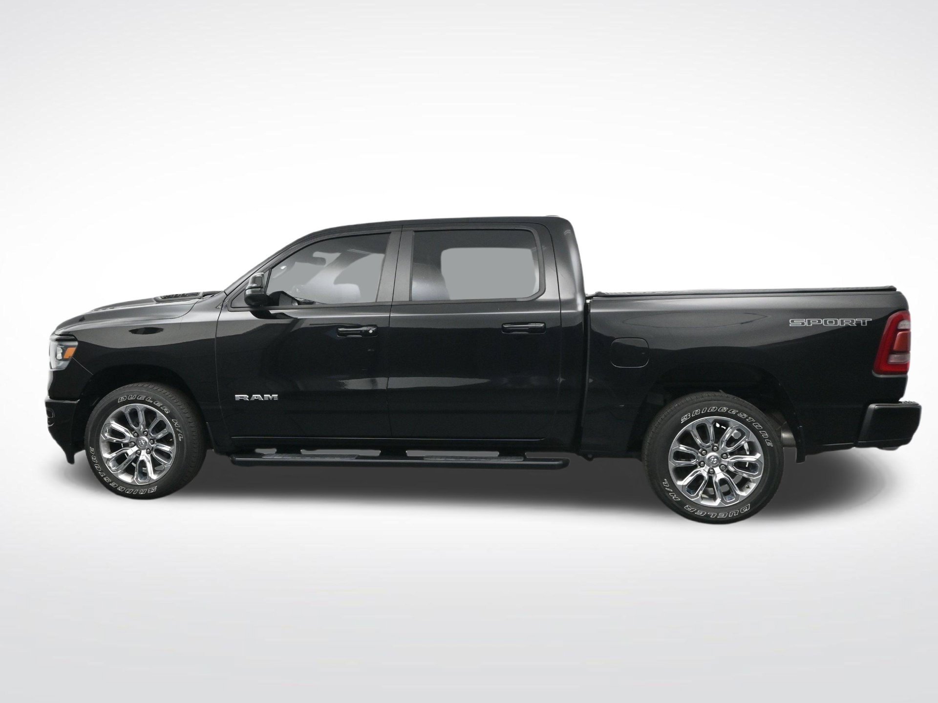 Used 2023 RAM 1500 Laramie AWD/4WD image 10