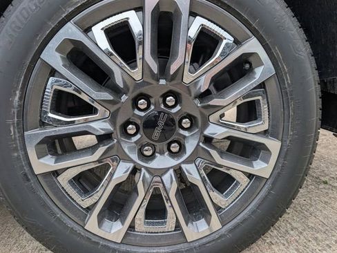 New 2026 GMC Sierra 1500 Denali Ultimate AWD/4WD image 7