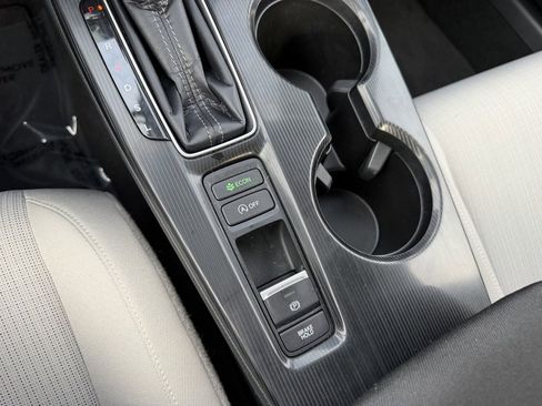 Used 2022 Honda Civic EX image 25