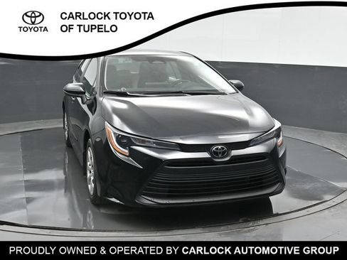 Used 2026 Toyota Corolla LE FWD image 6