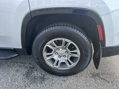 Used 2023 Jeep Wagoneer 4WD w/ Convenience Group I image 20