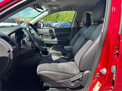 Used 2024 Mitsubishi Outlander Sport AWD image 17