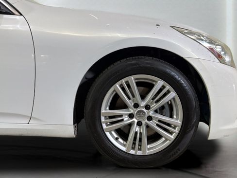 Used 2011 INFINITI G37 Journey RWD image 34
