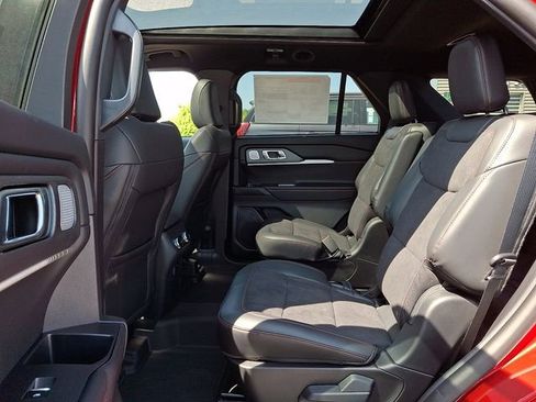 New 2026 Ford Explorer ST AWD/4WD image 5