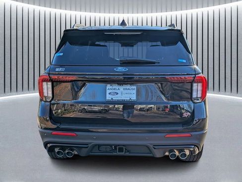 New 2026 Ford Explorer ST w/ Sun And Sound Package image 5