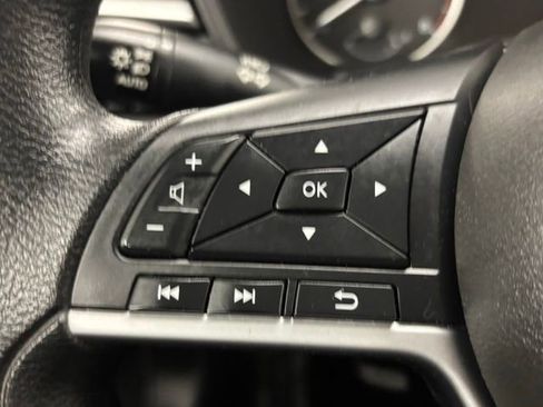 Used 2024 Nissan Altima 2.5 SV image 23