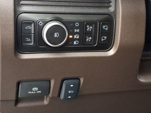 Used 2025 Ford F350 King Ranch w/ Chrome Package image 27