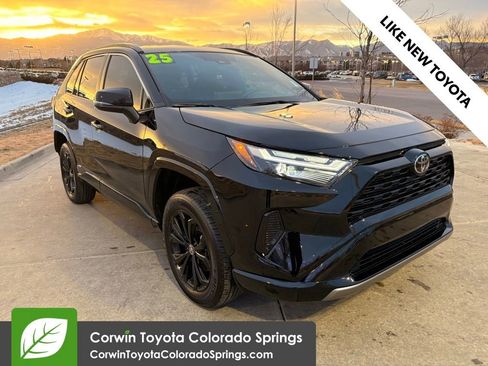 Used 2025 Toyota RAV4 SE w/ Weather Package image 1