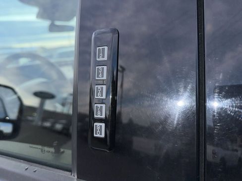 Used 2024 Ford F350 XLT image 30
