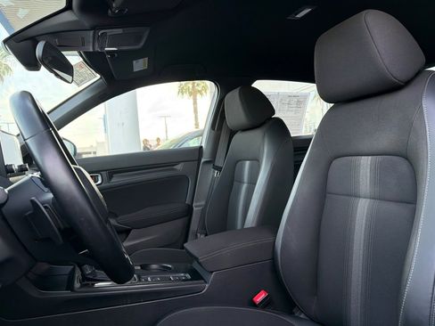Used 2023 Honda Civic Sport image 5