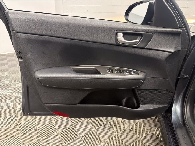 Used 2020 Kia Optima S w/ S Panoramic Sunroof Package FWD image 11