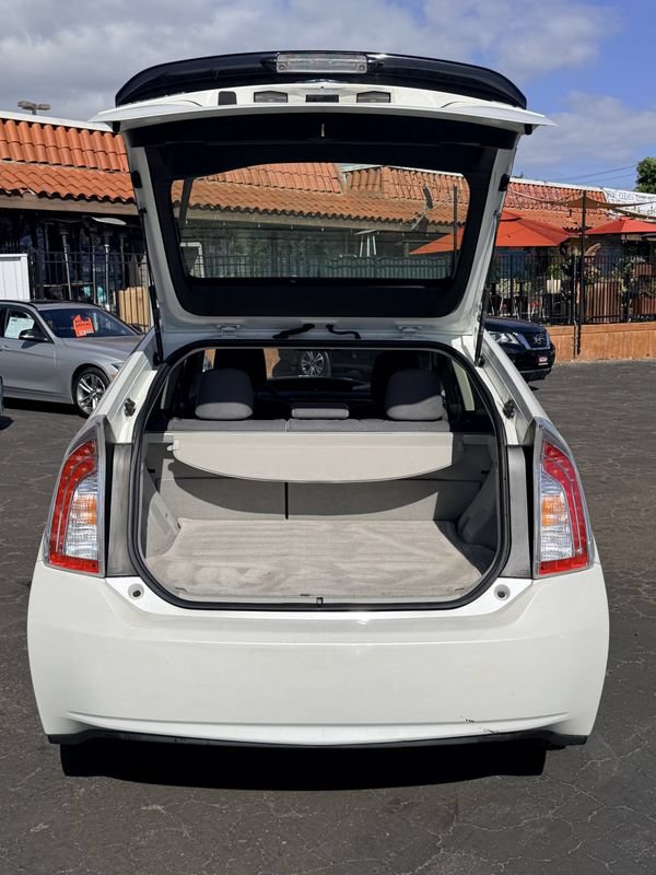 Used 2014 Toyota Prius Two FWD image 13