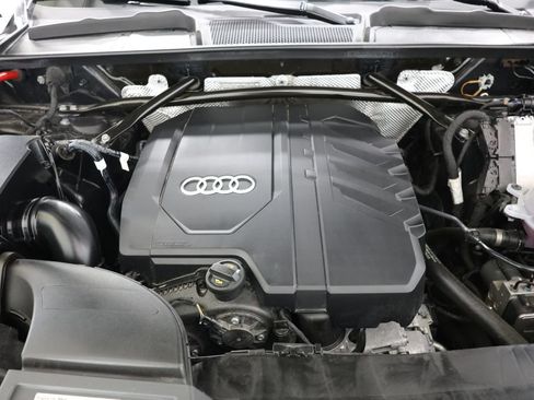 Used 2024 Audi Q5 2.0T Prestige w/ Prestige Package AWD/4WD image 29
