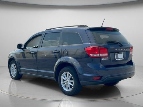 Used 2019 Dodge Journey SE w/ Connectivity Group FWD image 6