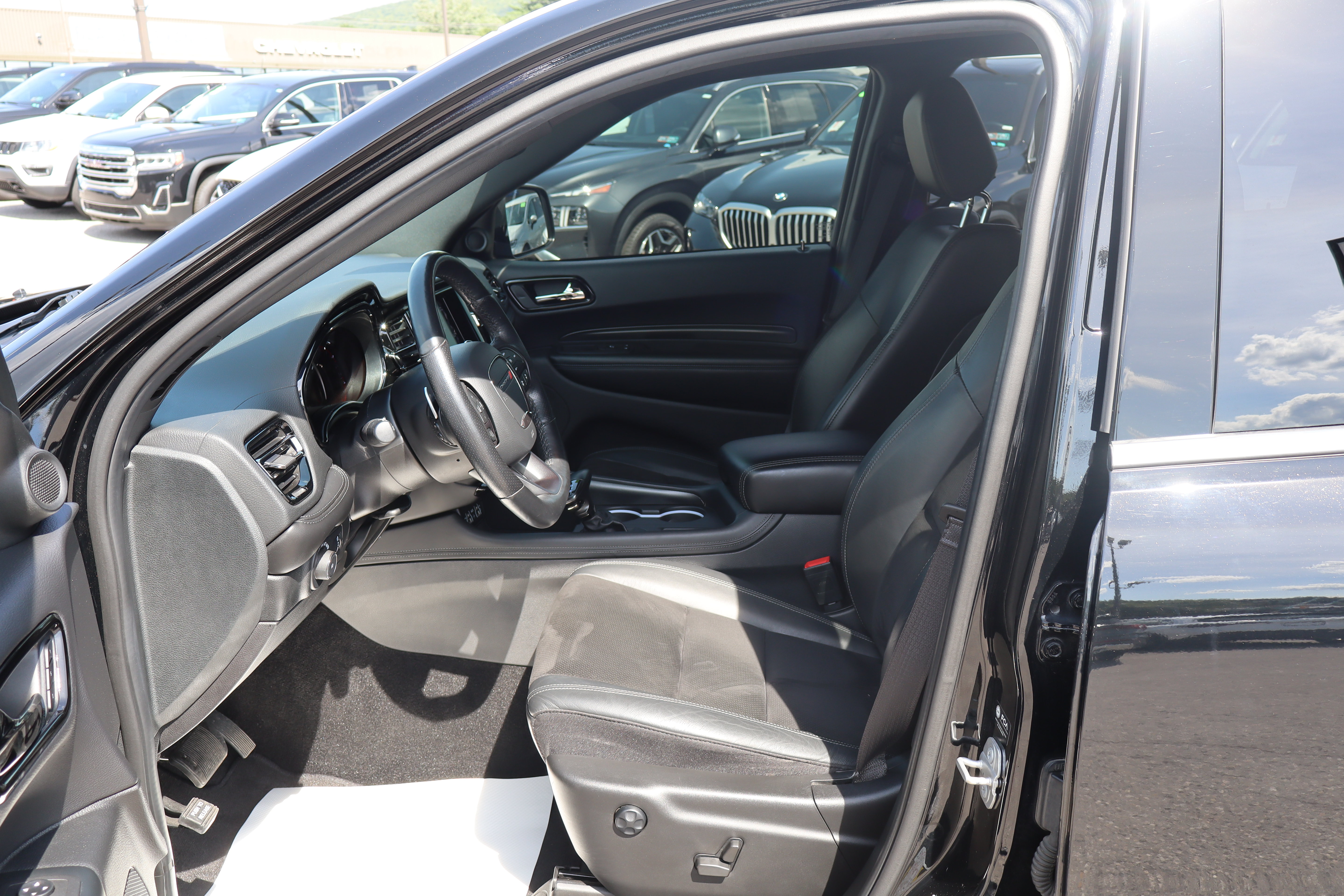 Used 2022 Dodge Durango GT AWD/4WD image 12