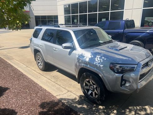 Used 2023 Toyota 4Runner TRD Off-Road Premium w/ Moonroof Package AWD/4WD image 2