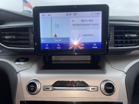 Certified 2023 Ford Explorer XLT w/ Equipment Group 202A image 11