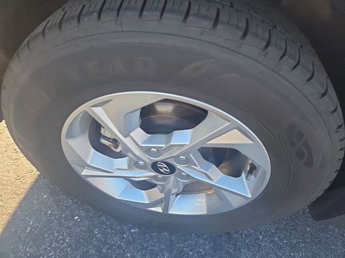 Used 2022 Hyundai Tucson SEL w/ Cargo Package image 17