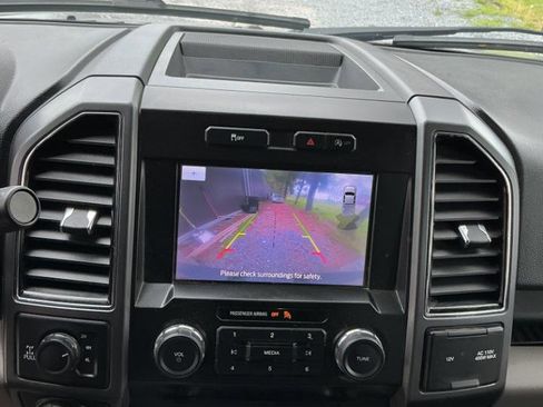 Used 2020 Ford F150 XLT w/ Equipment Group 302A Luxury AWD/4WD image 14