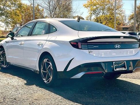 New 2026 Hyundai Sonata SEL image 3