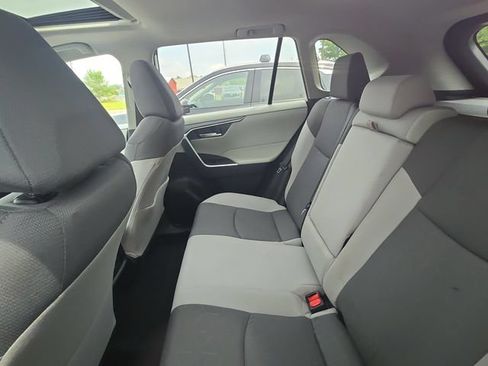 Used 2025 Toyota RAV4 XLE w/ Convenience Package AWD/4WD image 9