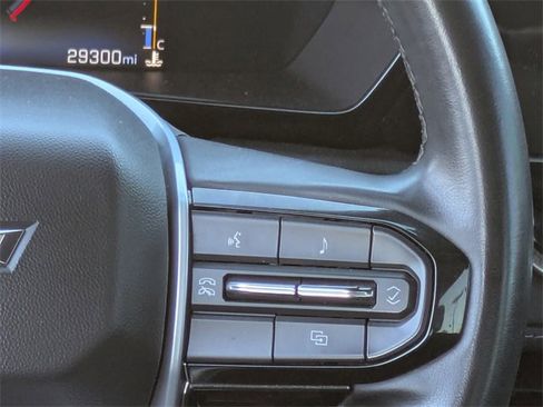 Used 2023 Chevrolet Colorado LT w/ LT Convenience Package image 19