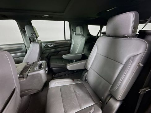 Used 2023 Chevrolet Suburban Z71 w/ Z71 Off-Road Package AWD/4WD image 24