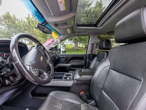 Used 2019 Chevrolet Silverado 2500 LTZ w/ Duramax Plus Package AWD/4WD image 10