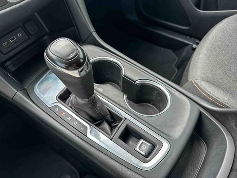 Used 2020 Chevrolet Equinox LT FWD image 33