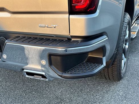 New 2026 GMC Sierra 1500 SLT w/ SLT Premium Plus Package image 37