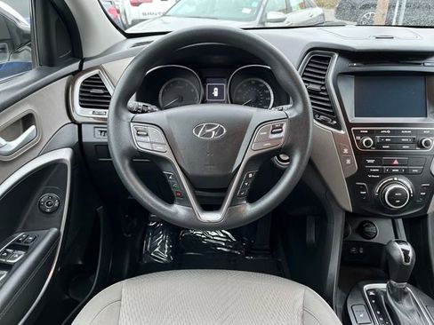 Used 2018 Hyundai Santa Fe Sport w/ 2.4L Value Package 02 image 17
