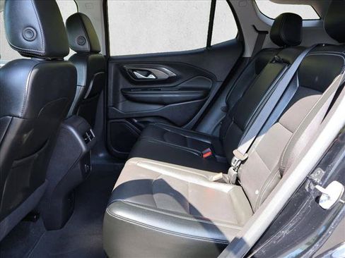 Used 2024 GMC Terrain SLT AWD/4WD image 23
