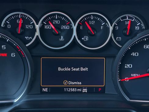 Used 2021 Chevrolet Suburban Z71 w/ Luxury Package image 23