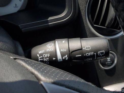 Used 2014 Honda Pilot Touring image 29