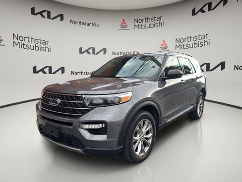 Used 2022 Ford Explorer XLT w/ Equipment Group 202A AWD/4WD image 1
